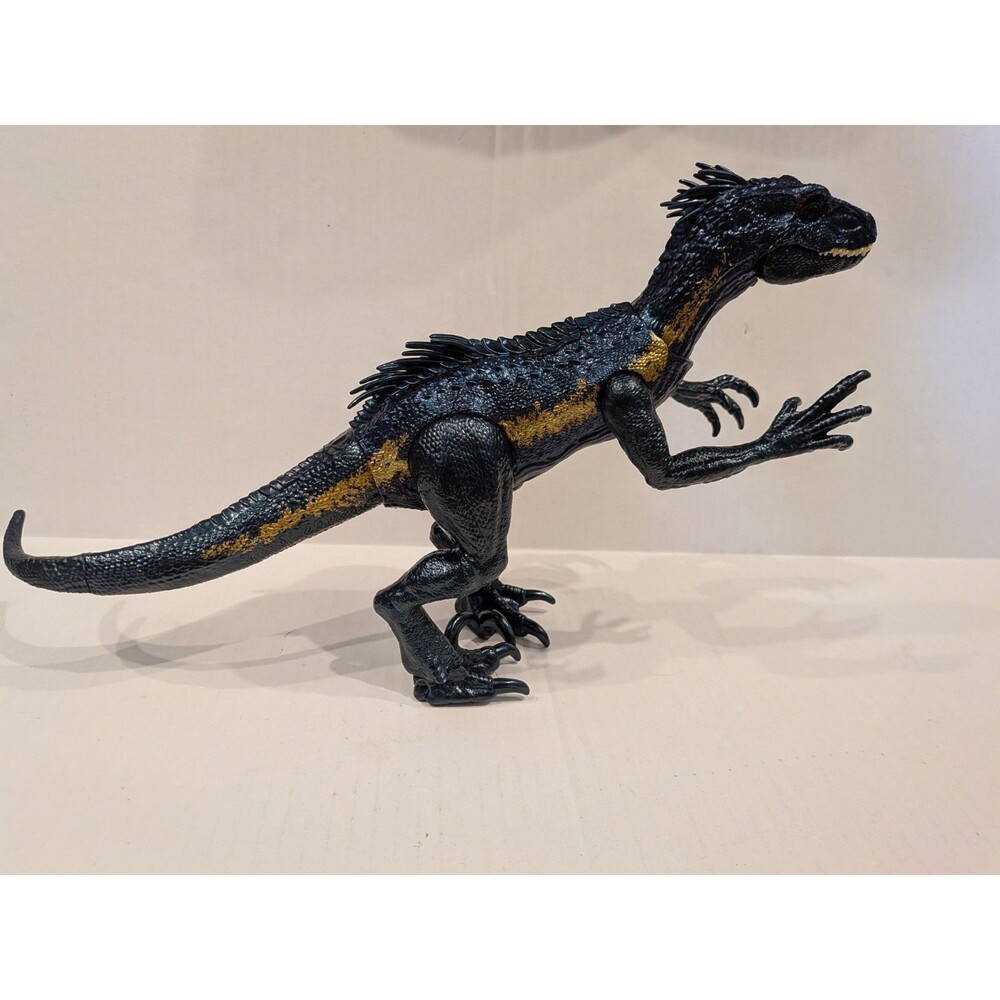 Jurassic World Track N Attack Indoraptor Dino Trackers Dinosaur Sounds Eyes Glow
